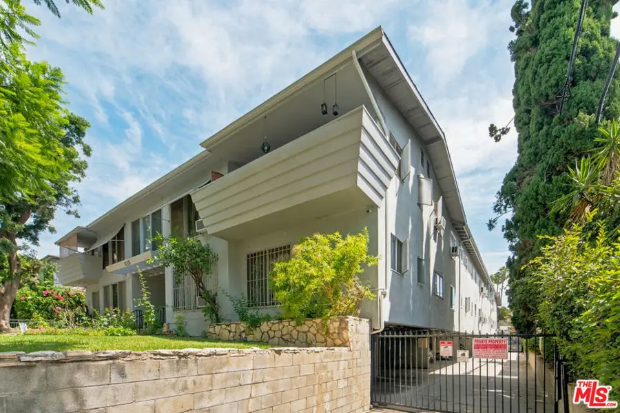 1218 N Laurel Avenue, West Hollywood, CA 90046 - #2