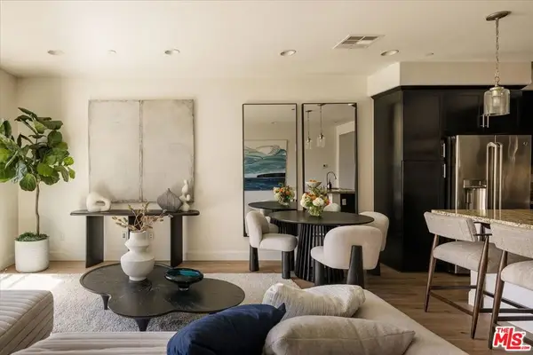 628 Seabright Circle, Costa Mesa, CA 92627