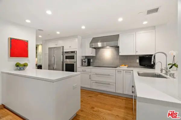 140 Ocean Park Boulevard #425, Santa Monica, CA 90405