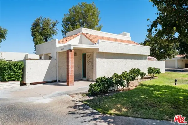 1527 Spyglass Plaza, Palm Springs, CA 92264