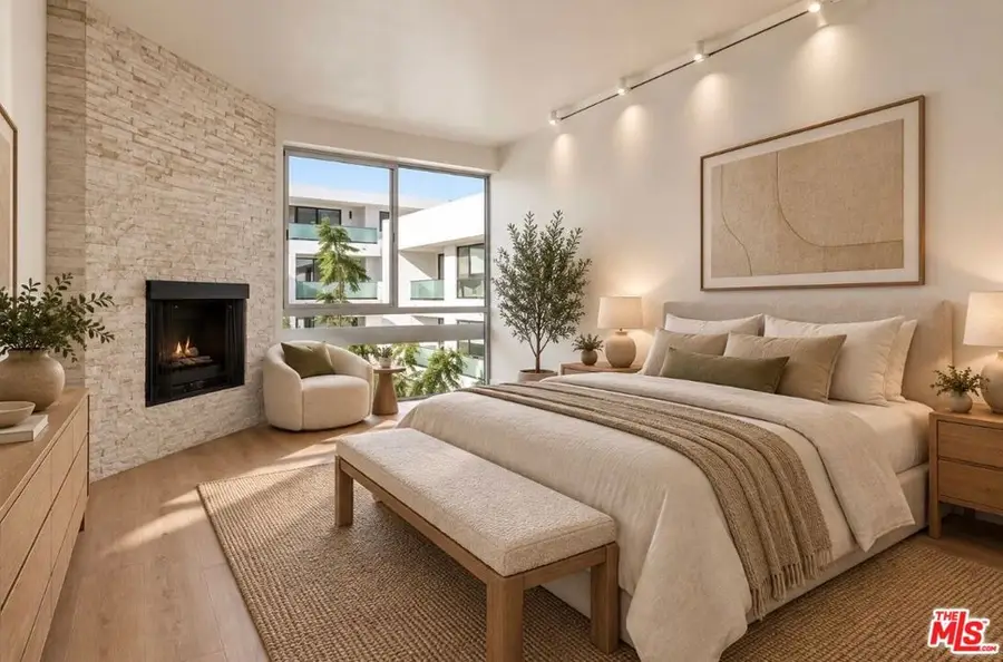 320 N Maple Drive #303, Beverly Hills, CA 90210 - #3