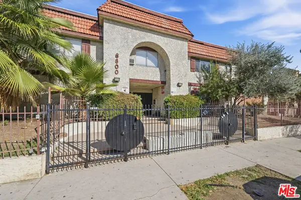 8800 Cedros Avenue #212, Panorama City, CA 91402