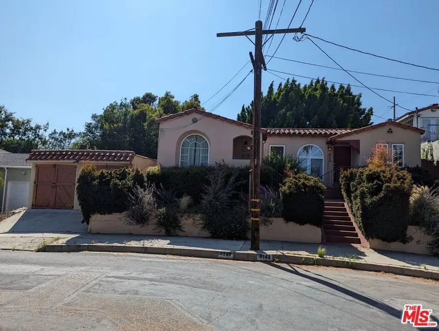 2743 Locksley Place, Los Angeles, CA 90039 - #3