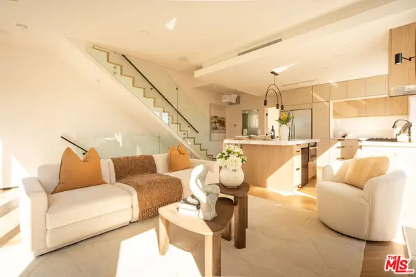 839 1/2 Waterloo Street, Los Angeles, CA 90026
