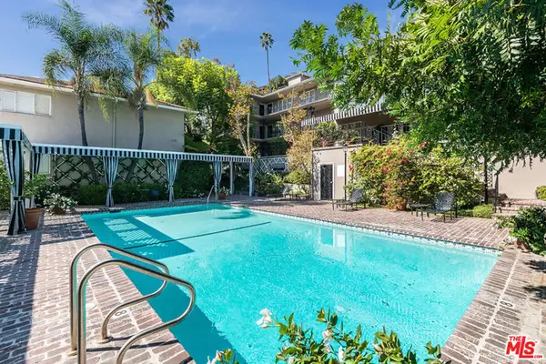 1225 Sunset Plaza Drive #2, West Hollywood, CA 90069