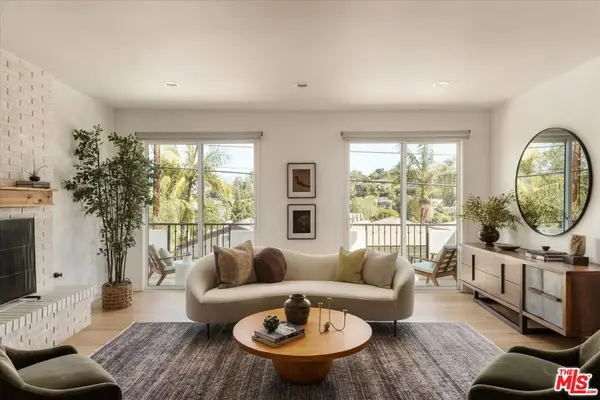 2441 Claremont Avenue, Los Angeles, CA 90027