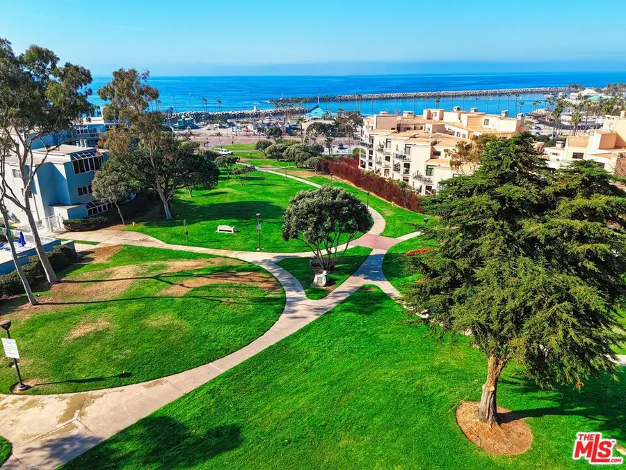 240 The #102, Redondo Beach, CA 90277 - #2