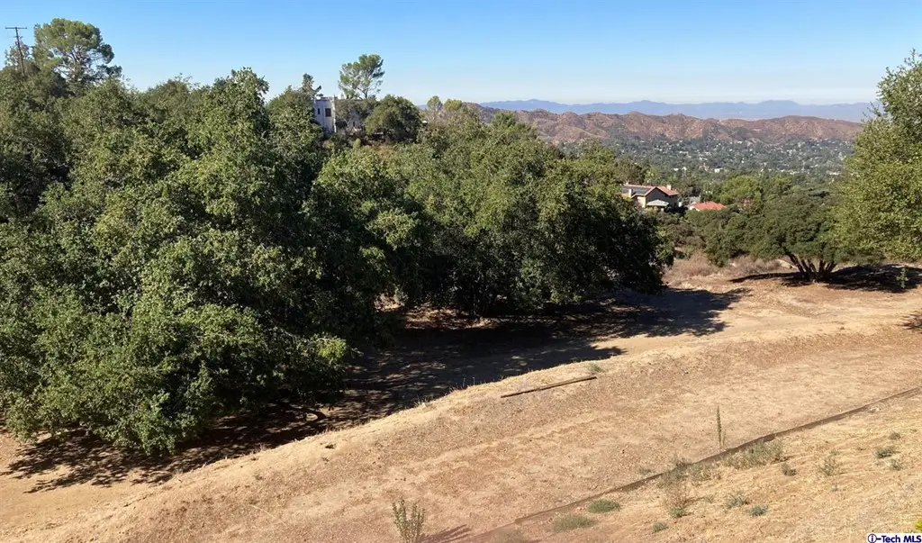 6835 Grenoble, Tujunga, CA 91042 - Image #1