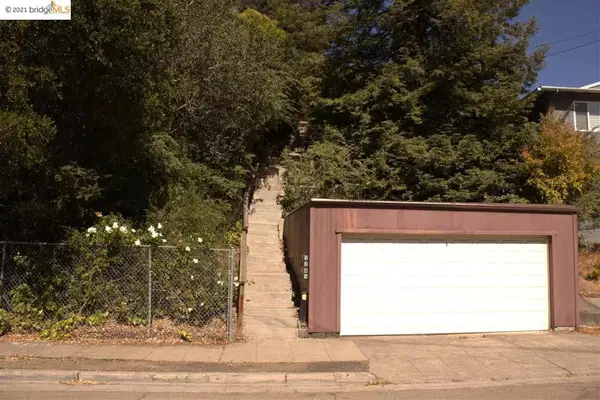 3286 Wisconsin St, Oakland, CA 94602