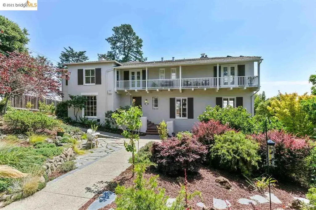 2643 Carisbrook Dr, Oakland, CA 94611 - #1