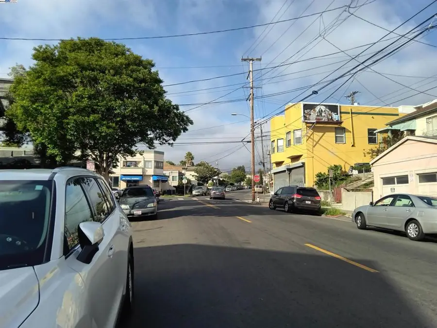 2222 23rd Ave, Oakland, CA 94606 - Image #2