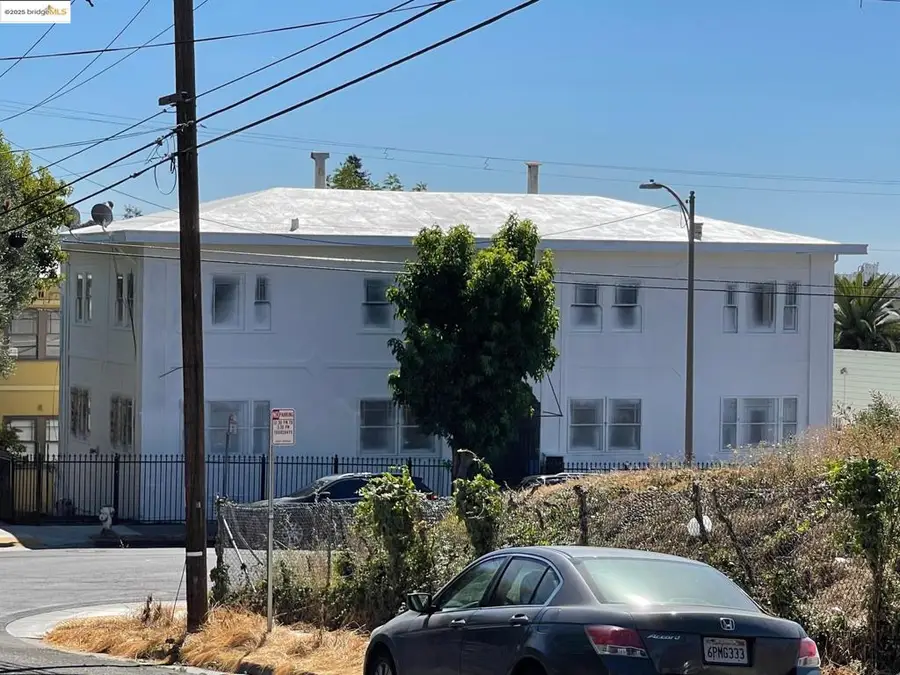 1864 11th Ave, Oakland, CA 94606 - Image #3