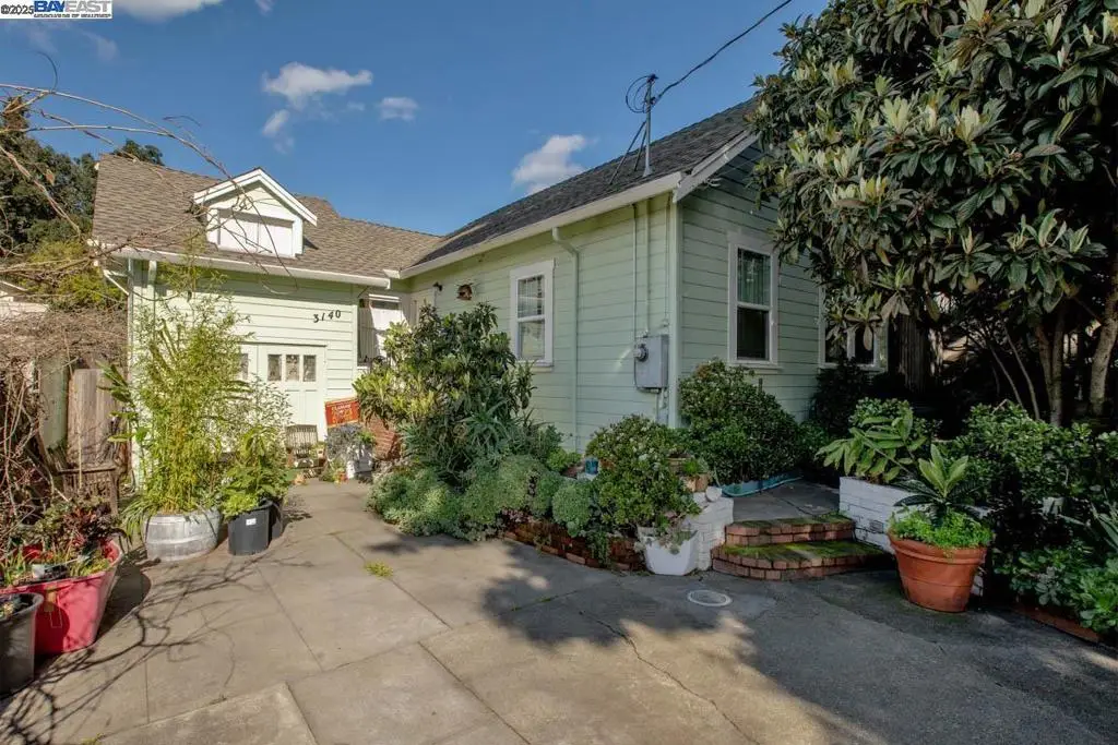 3140 E 27th St, Oakland, CA 94601 - Image #1