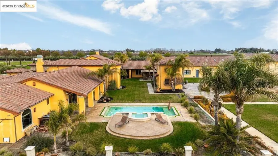 3600 Byer Rd, Byron, CA 94514 - Image #2