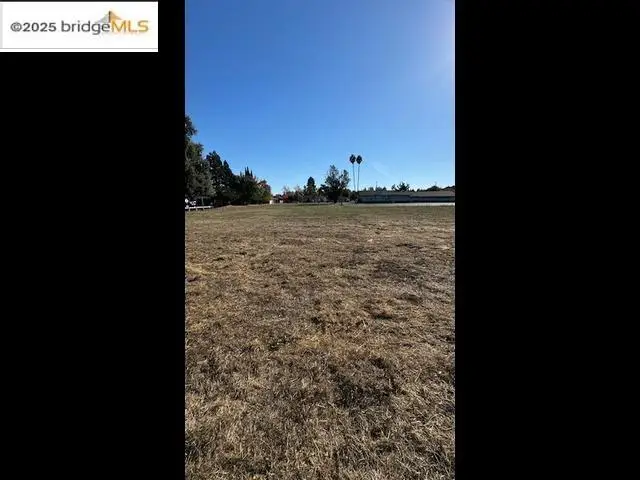 1906 Wise Ave, Napa, CA 94588 - Image #2