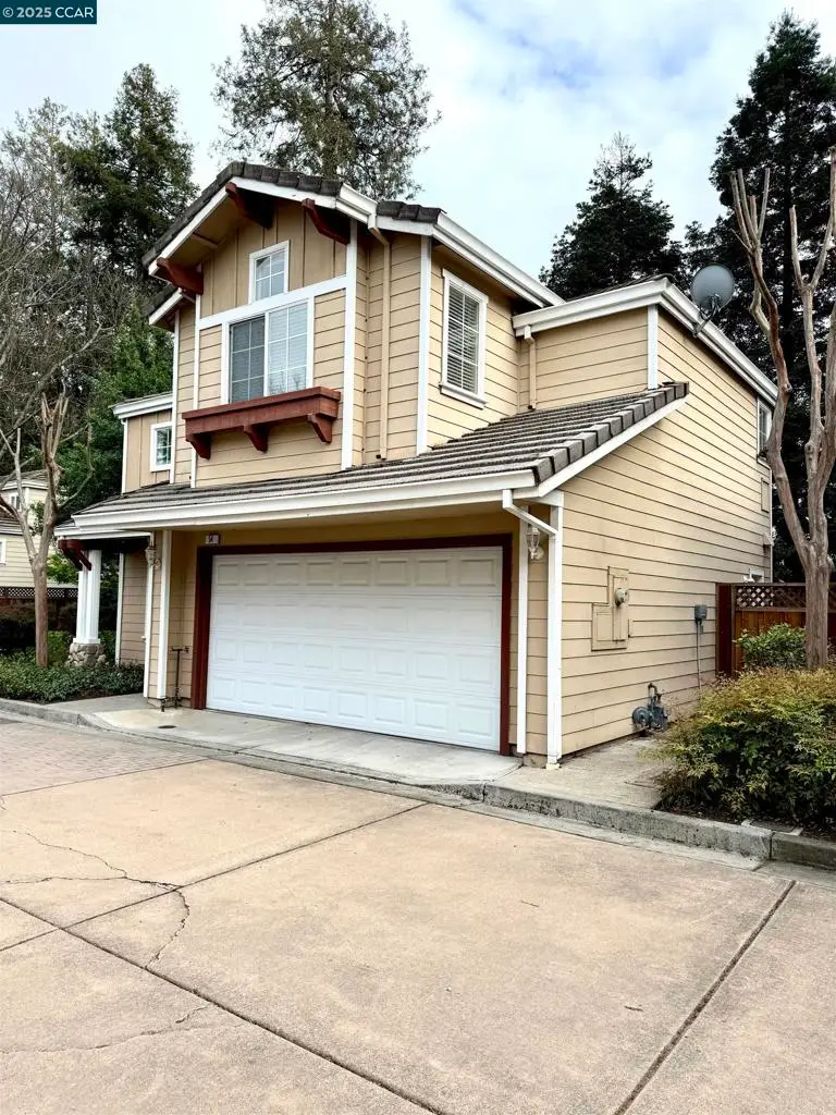 54 Village Square Pl, Pleasant Hill, CA 94523 - Image #2