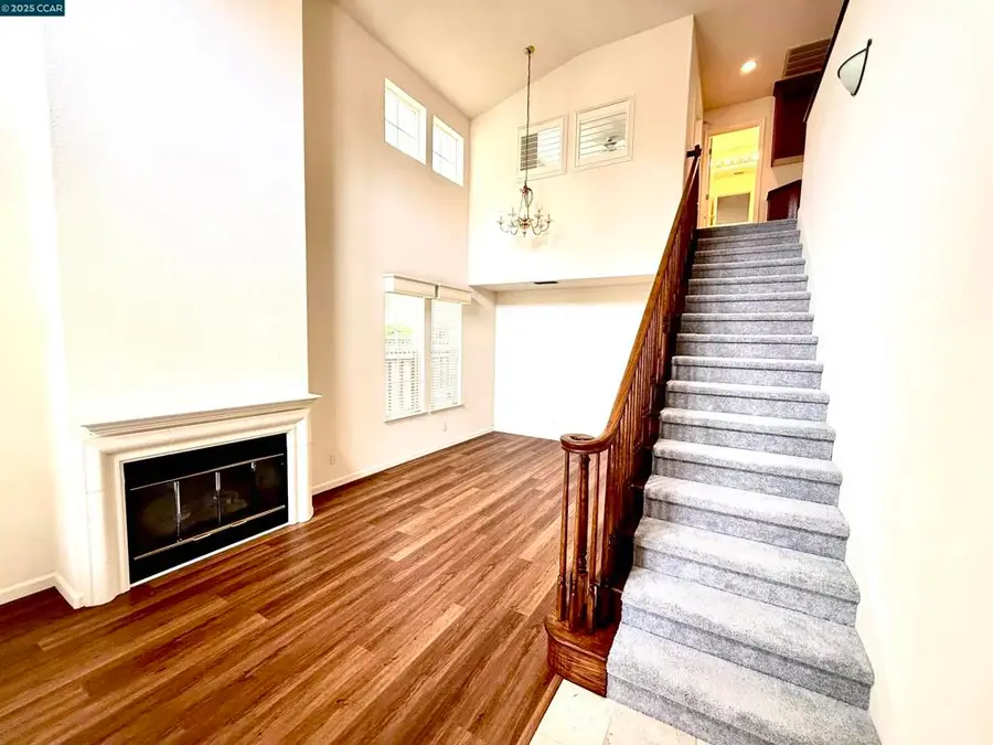 54 Village Square Pl, Pleasant Hill, CA 94523 - Image #3