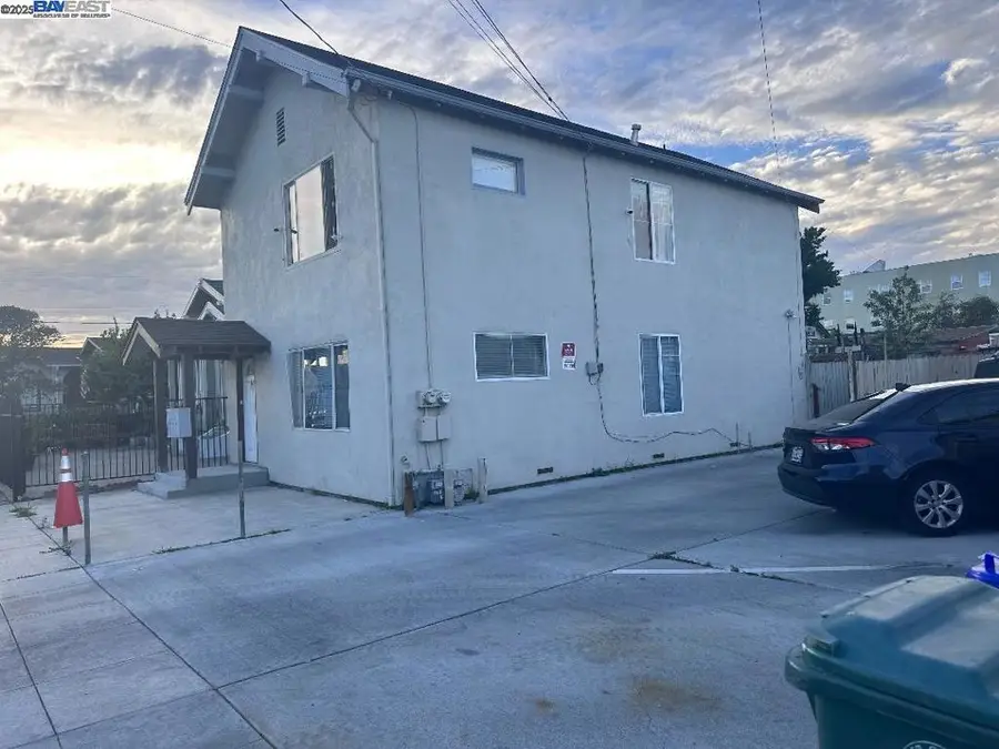 1317 Chanslor Ave, Richmond, CA 94801 - Image #3