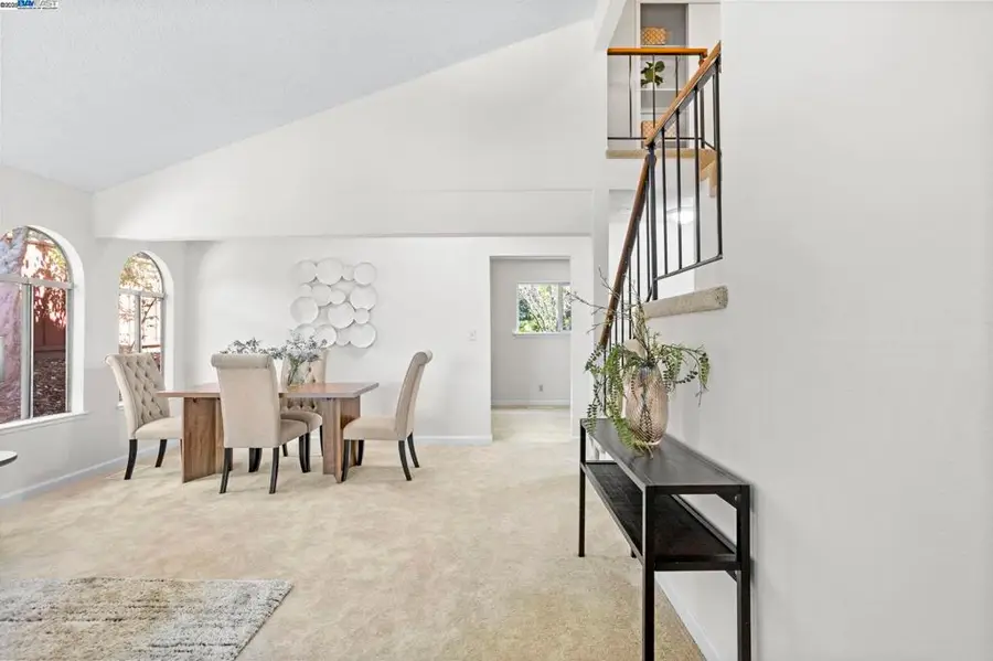 23920 Mayville Dr, Hayward, CA 94541 - Image #3