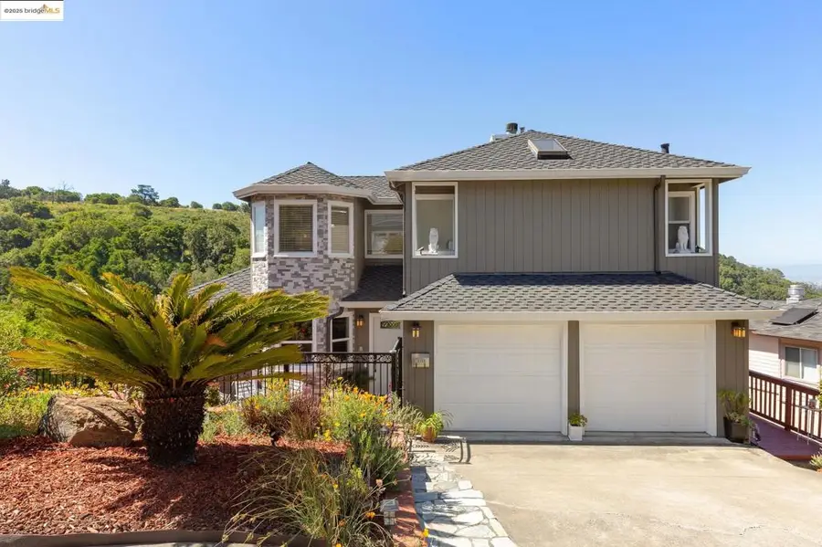 10353 Royal Oak Rd, Oakland, CA 94605 - Image #3