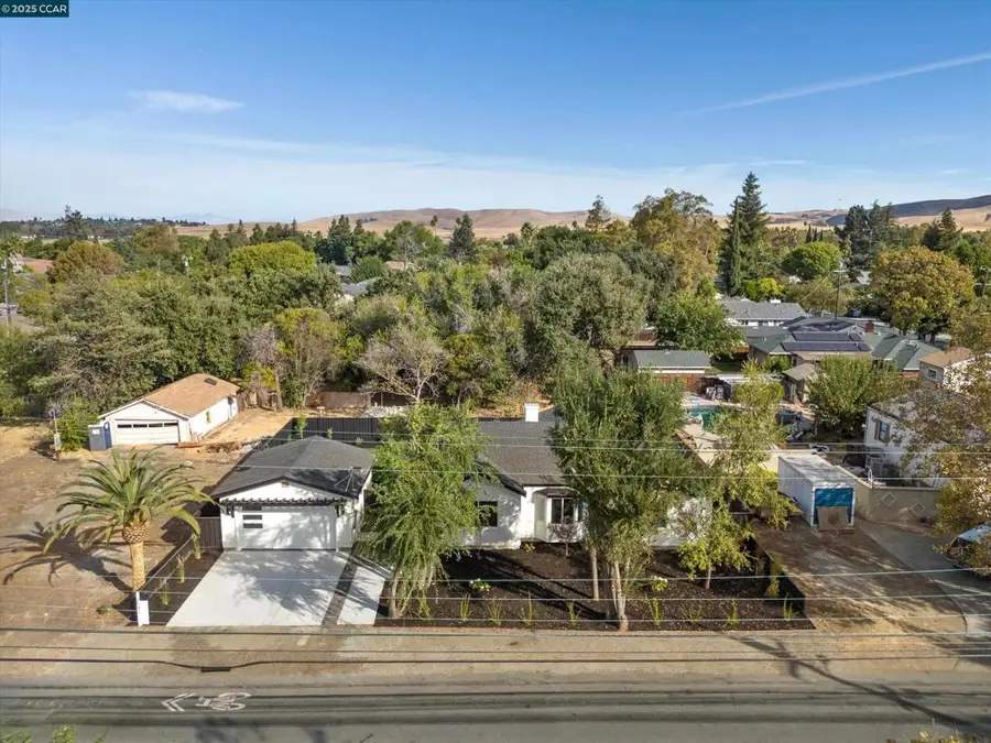 1820 Scott Rd, Concord, CA 94519 - Image #3