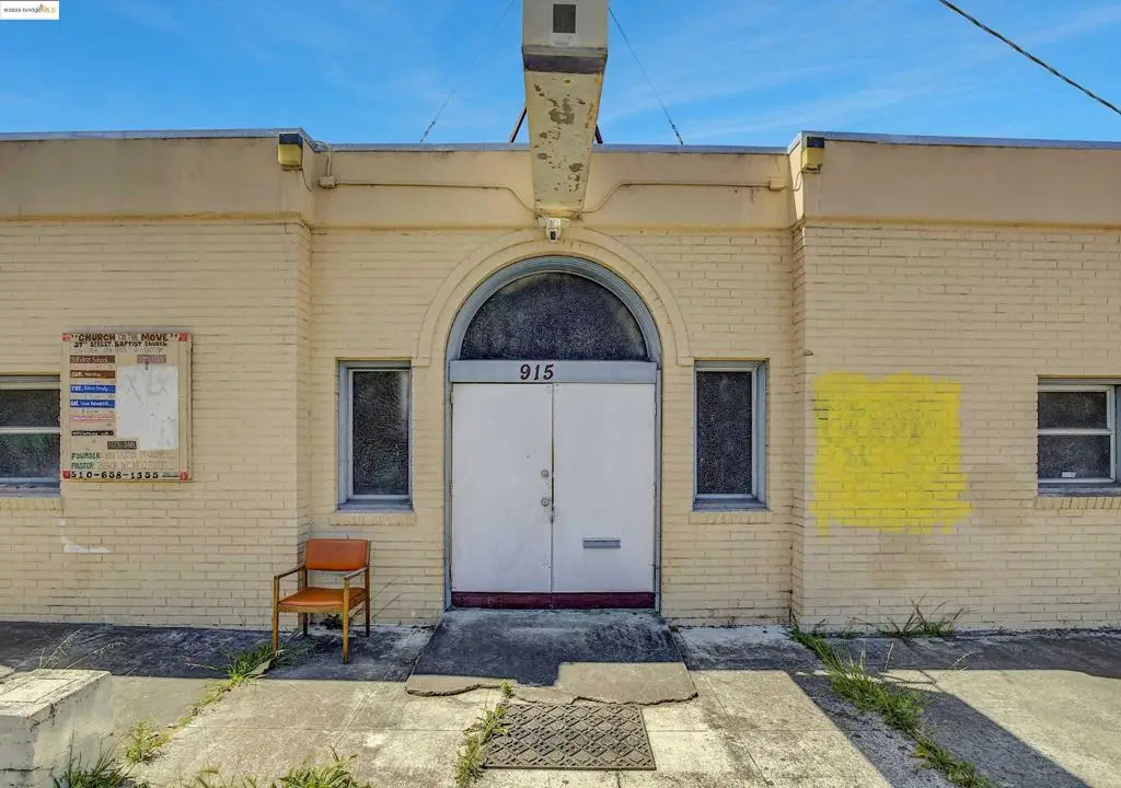 915 37th St, Oakland, CA 94608 - #1
