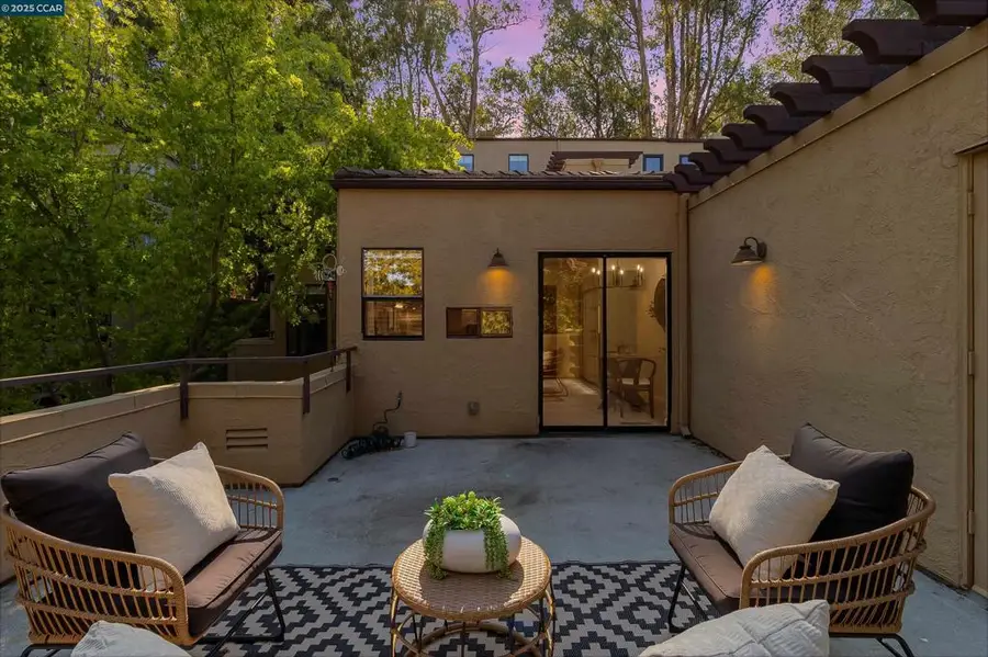 3279 Mt Diablo Ct #4, Lafayette, CA 94549 - Image #2