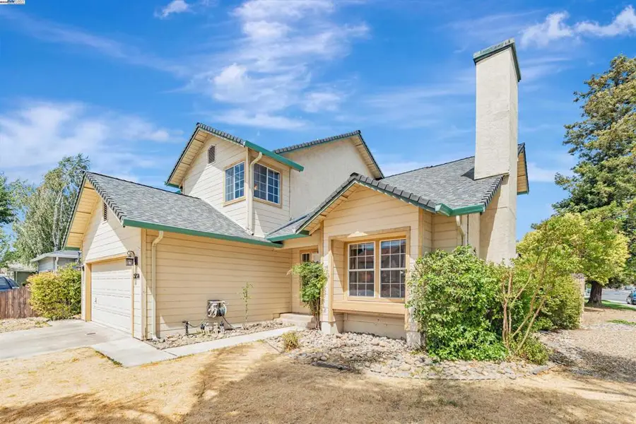 15150 Hollyhock Ct, Lathrop, CA 95330 - Image #3