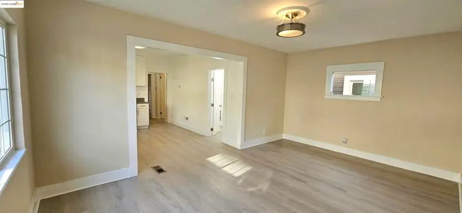 2076 Harrington Ave, Oakland, CA 94601 - Image #3