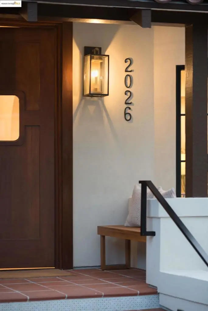 2026 Oakland Avenue, Piedmont, CA 94611 - Image #2