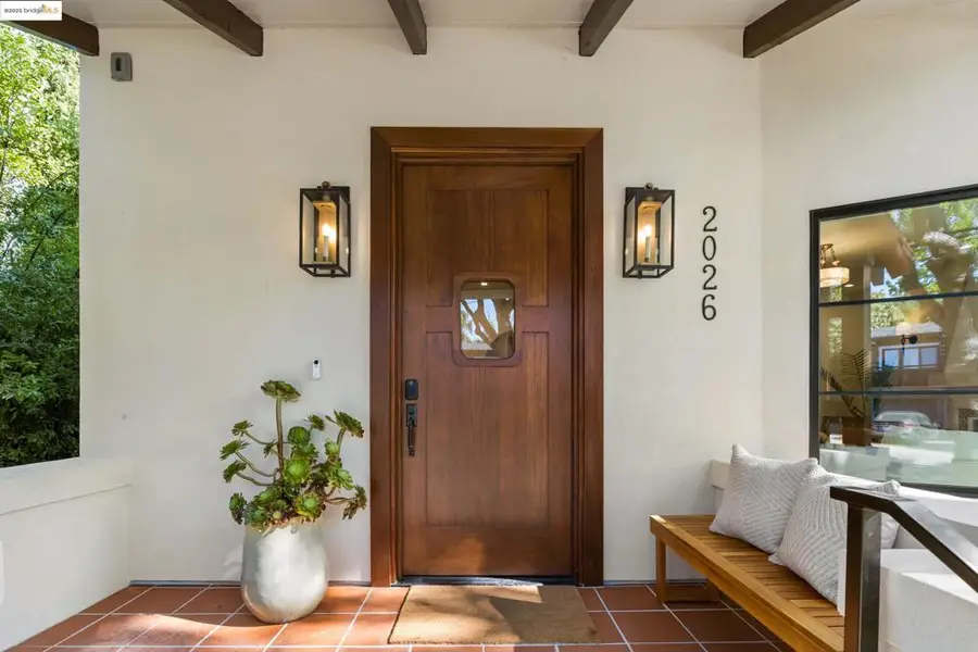 2026 Oakland Avenue, Piedmont, CA 94611 - Image #3