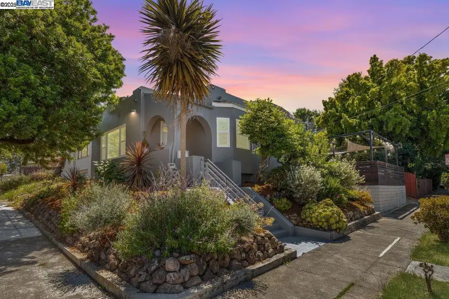 2133 E 30th St, Oakland, CA 94606 - Image #2