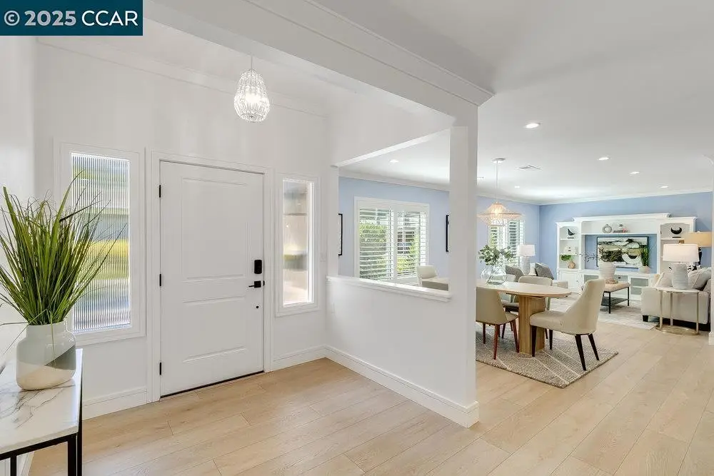 1517 Rockledge Ln #2, Walnut Creek, CA 94595 - Image #1