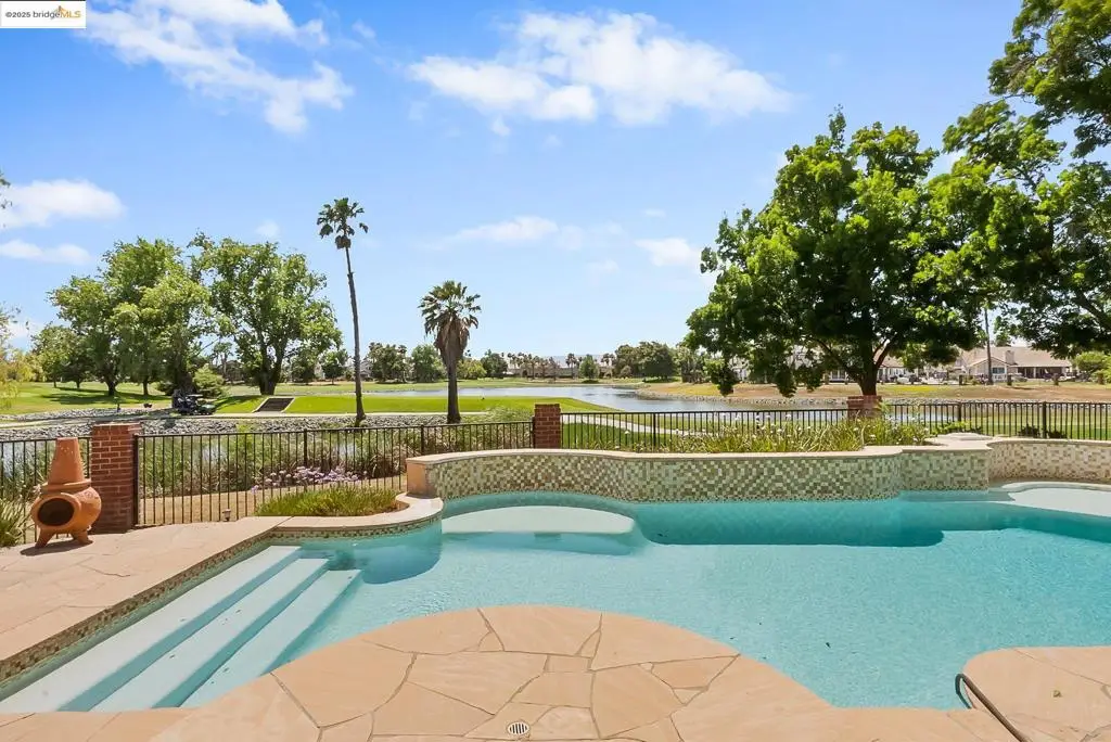 2244 Colonial Ct, Discovery Bay, CA 94505 - Image #1