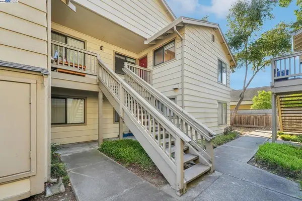 1006 Chelsea, Hercules, CA 94547