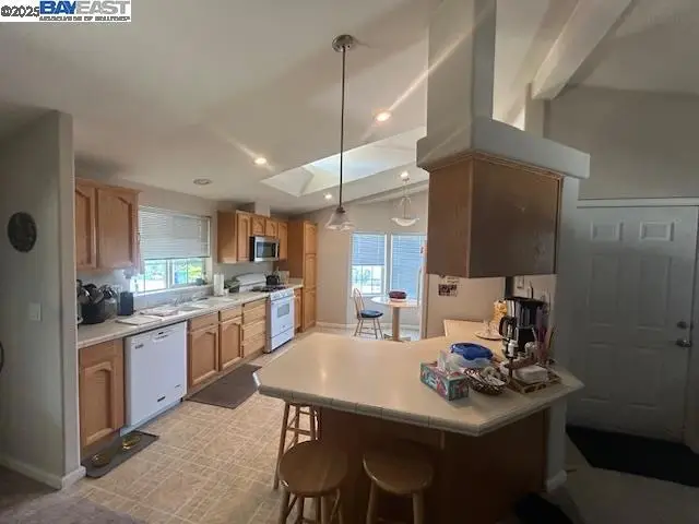 117 Santa Teresa, San Leandro, CA 94579 - Image #3