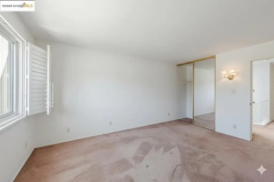 1160 Marianas Ln, Alameda, CA 94502 - Image #3