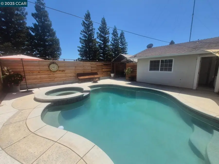 3040 Maplenut Ave., Modesto, CA 95350 - #3