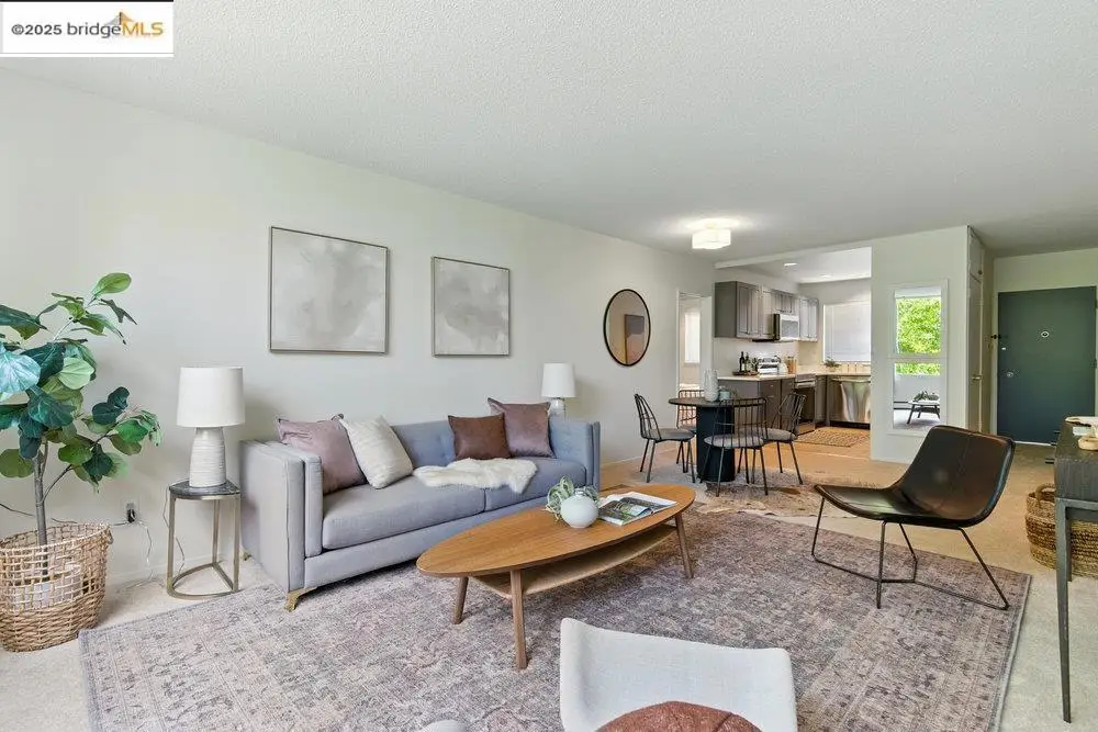 2601 College Ave #203, Berkeley, CA 94704 - Image #1