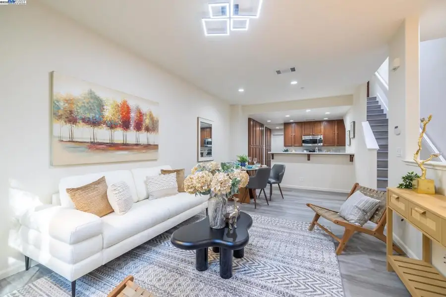 2200 Beech Cir, San Jose, CA 95131 - Image #3