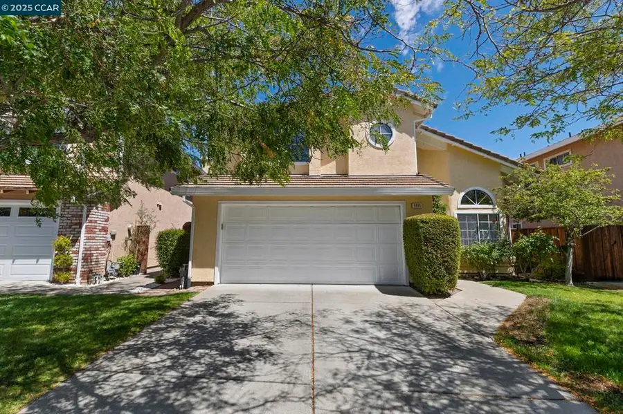 1015 Hidden Oak Ct, Concord, CA 94521 - Image #2