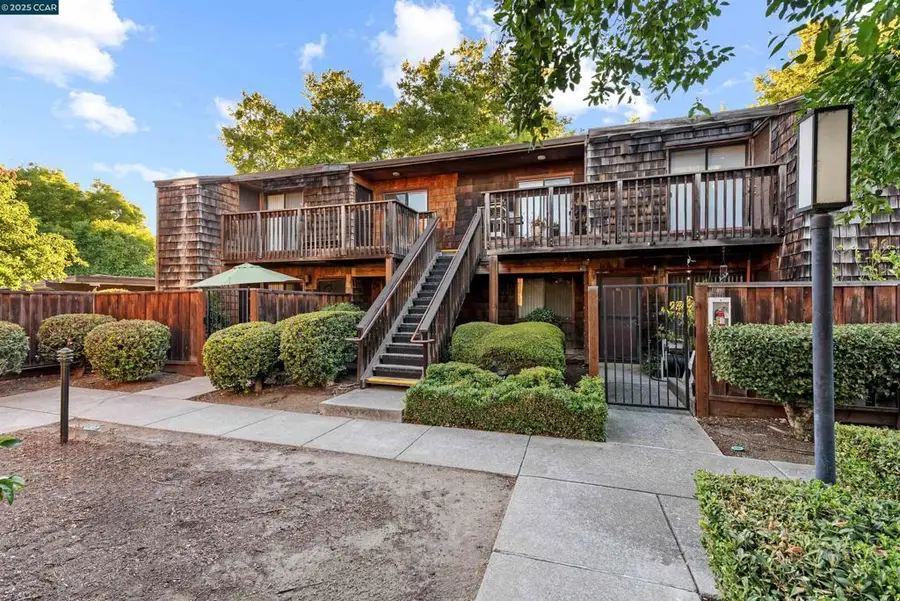 2450 Walters Way #2, Concord, CA 94520 - Image #3