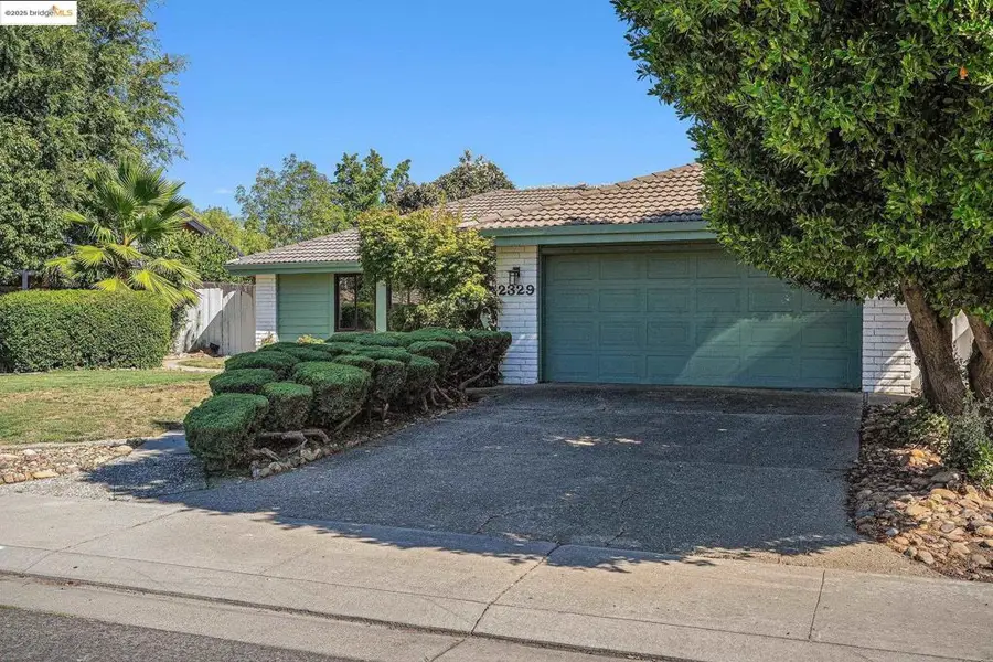 2329 Lido Cir, Stockton, CA 95207 - Image #2