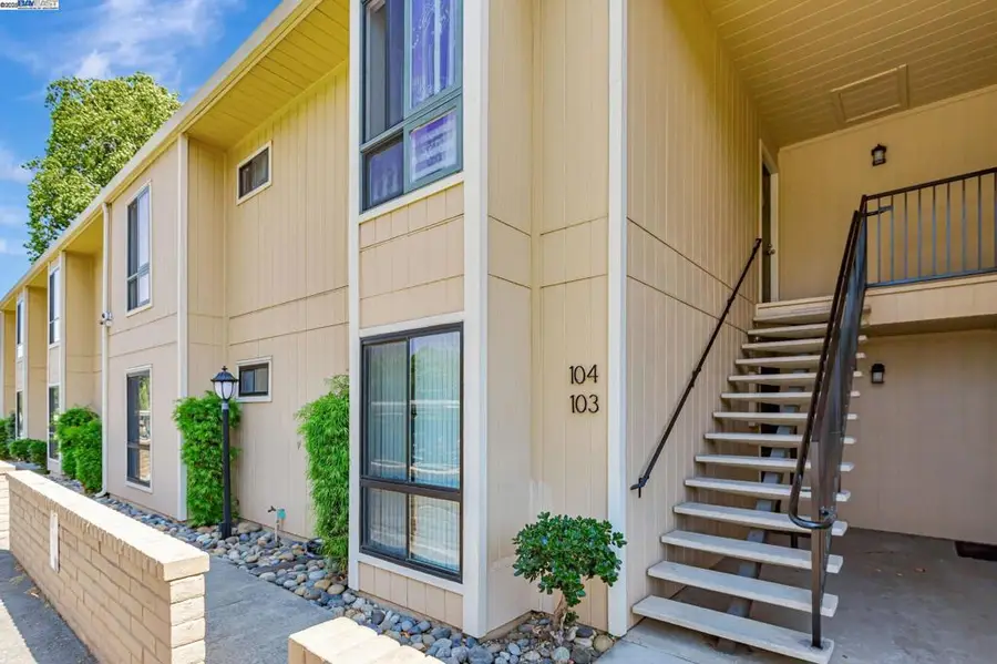 8975 Alcosta Blvd #104, San Ramon, CA 94583 - Image #3