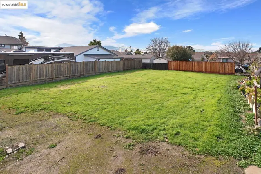 1816 Parsons Ln, Antioch, CA 94509 - Image #2