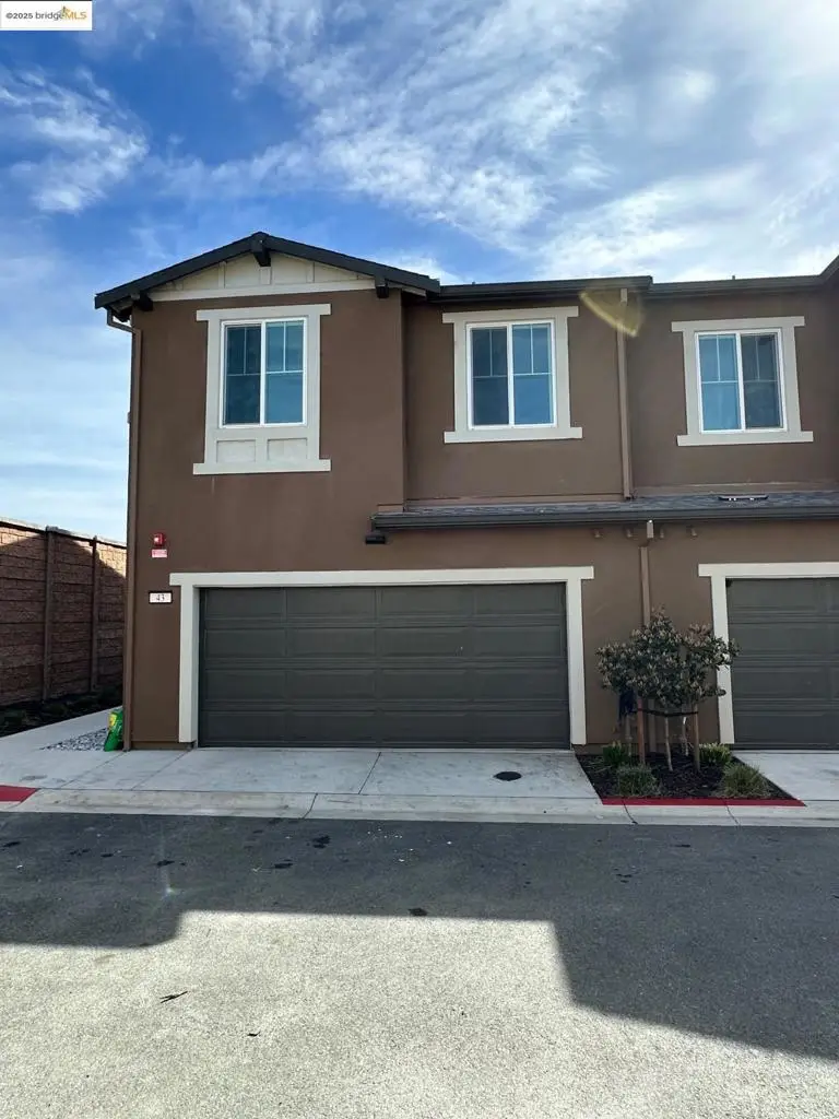 43 Fern Ln, Pittsburg, CA 94565 - Image #2