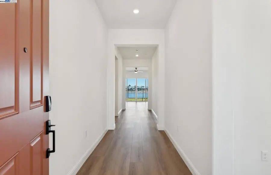 1058 Bradbury Dr, Discovery Bay, CA 94505 - Image #2