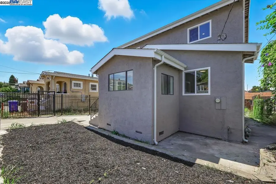 1739 E 22nd St, Oakland, CA 94606 - Image #2
