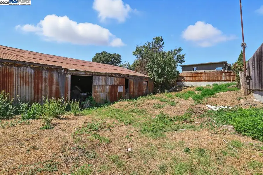 1736 E 21st St, Oakland, CA 94606 - Image #2