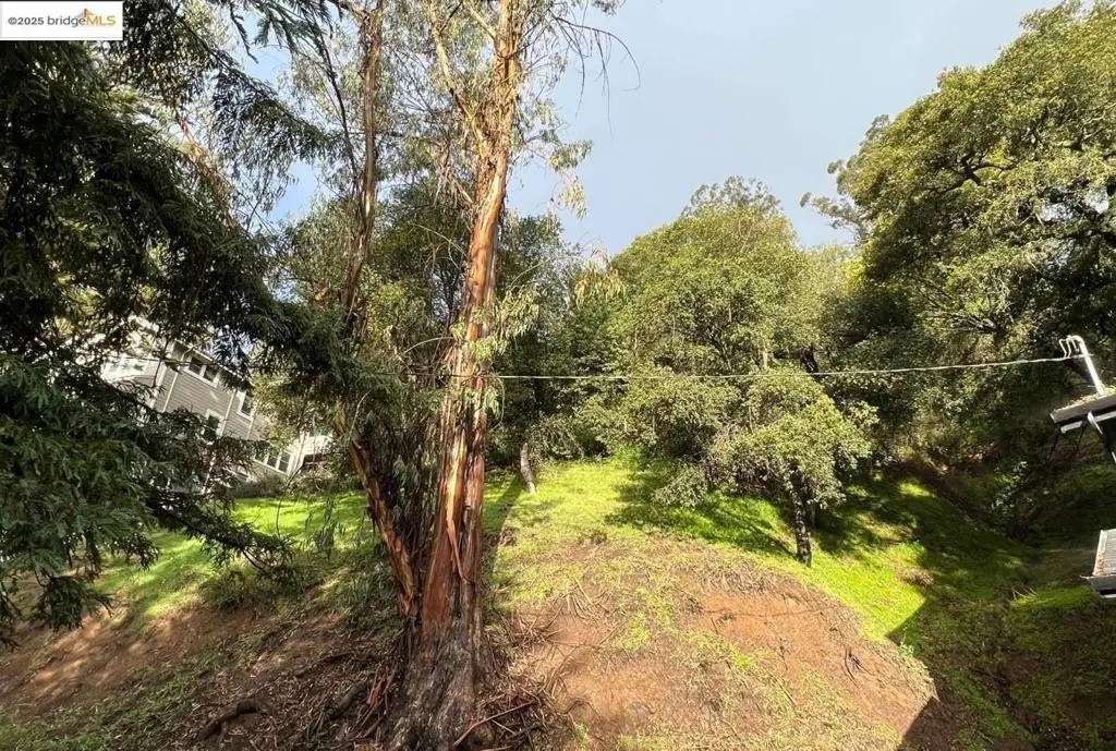 2280 Arrowhead Dr., Oakland, CA 94611 - Image #1